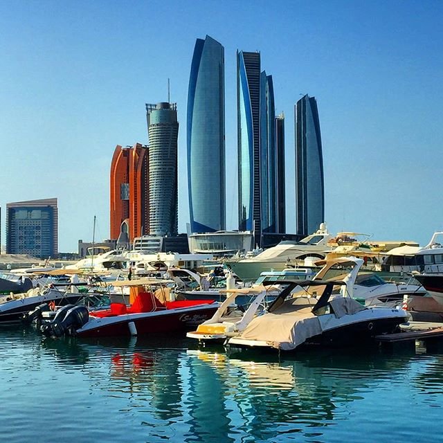 Good morning Abu Dhabi. Have a wonderful weekend! #outandaboutuae