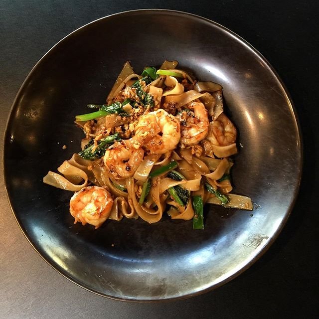 We recently dined at @smokingdoll_uae & found some of the best Asian-inspired food that we've tried in the UAE. #inabudhabi #outandaboutuae #foodie #blog