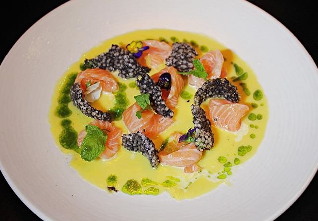 ✖️BU✖️ This weekend we got to sample the new menu at #PanLatin favourite @bu_trinity. There’s some really exciting new dishes including this Salmon Maracuya with mint oil, passion fruit sauce and a black tapioca crust. #vibrant in both flavour and presentation! ・
・
・
#OutAndAboutUAE #InstaFood #FoodBlogger #InAbuDhabi #AbuDhabiFoodie #EEEEEATS #UAEbloggers #GetInMaBelly #BuzzFeast #BuzzFeedFood #f52grams #FeedFeed #LoveFood #BeautifulCuisines #FoodAndWine #TryItOrDiet #EatFamous #FeedYourSoul #ForkYeah #NoLeftovers #FoodPornShare #EatTheWorld #AlwaysHungry #DailyFoodFeed #SeaFood #BU #BuTrinity